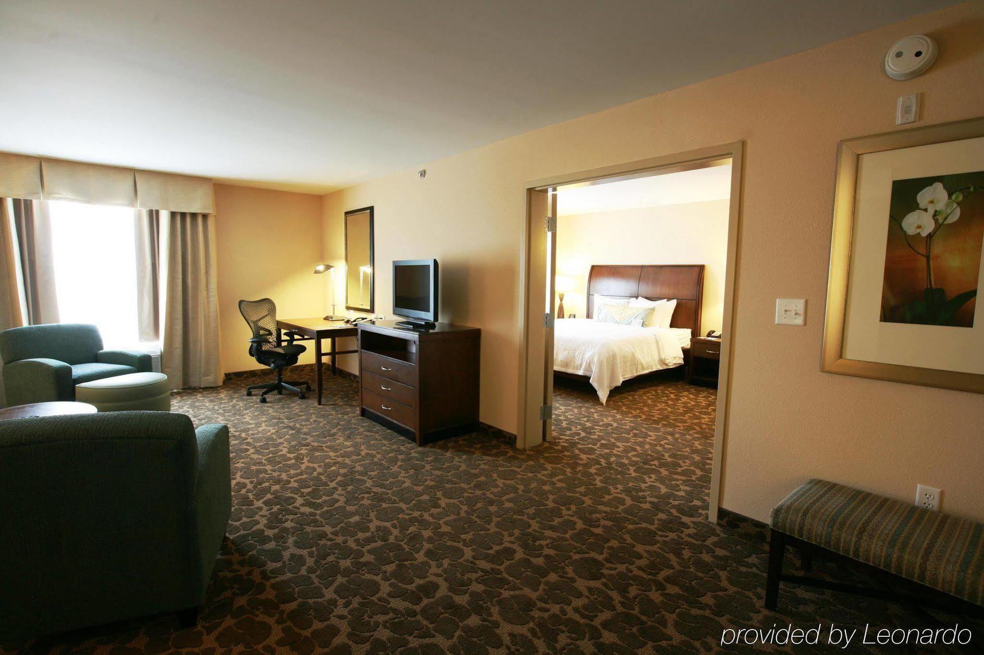 Hilton Garden Inn Charlotte/Concord Bilik gambar